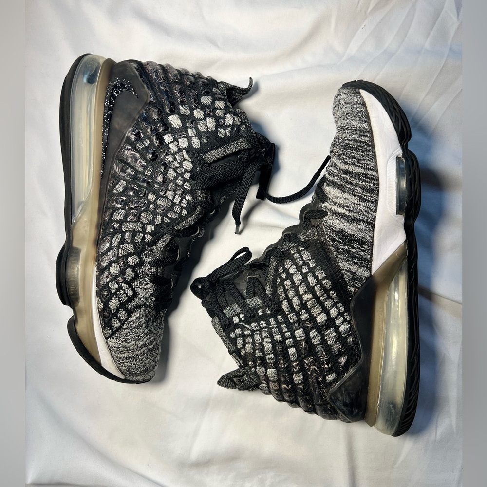Nike Lebron 17 XVII In The Arena Black White | Men’s 9 - Picture 11 of 14